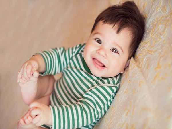 Giải mã giấc mơ thấy em bé trai 