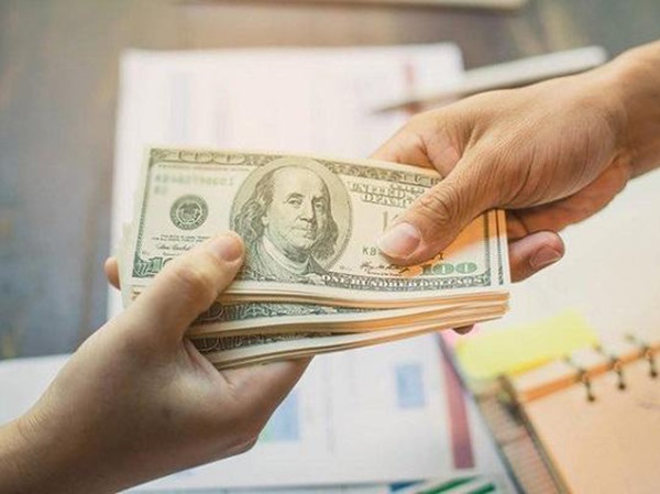 Nằm mơ thấy người ta cho tiền đánh số gì chuẩn?