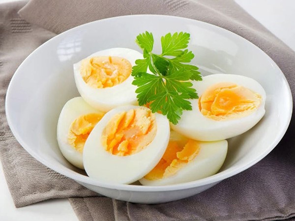 Ngủ mơ thấy trứng luộc phản ánh điều gì?