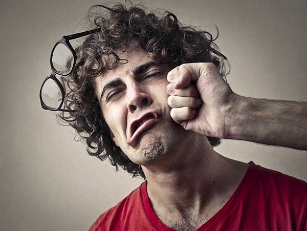 Luận giải nằm mơ thấy mình bị đánh có phải điềm xui?