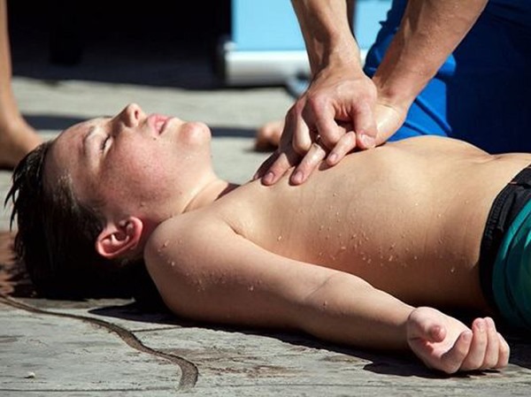 Mơ thấy người thân chết đuối là điềm gì, có phải điềm dữ?