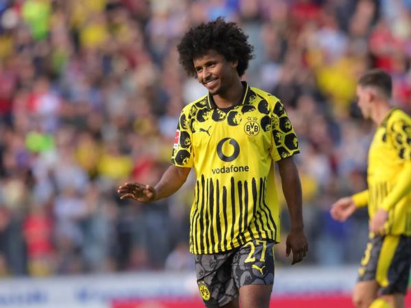 Rào cản 75 triệu bảng khiến tương lai của Adeyemi đầy khó đoán