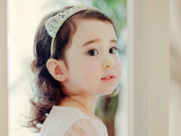 Nằm mơ thấy bé gái có số gì may mắn có điềm báo gì Nằm mơ thấy bé gái có số gì may mắn có điềm báo gì